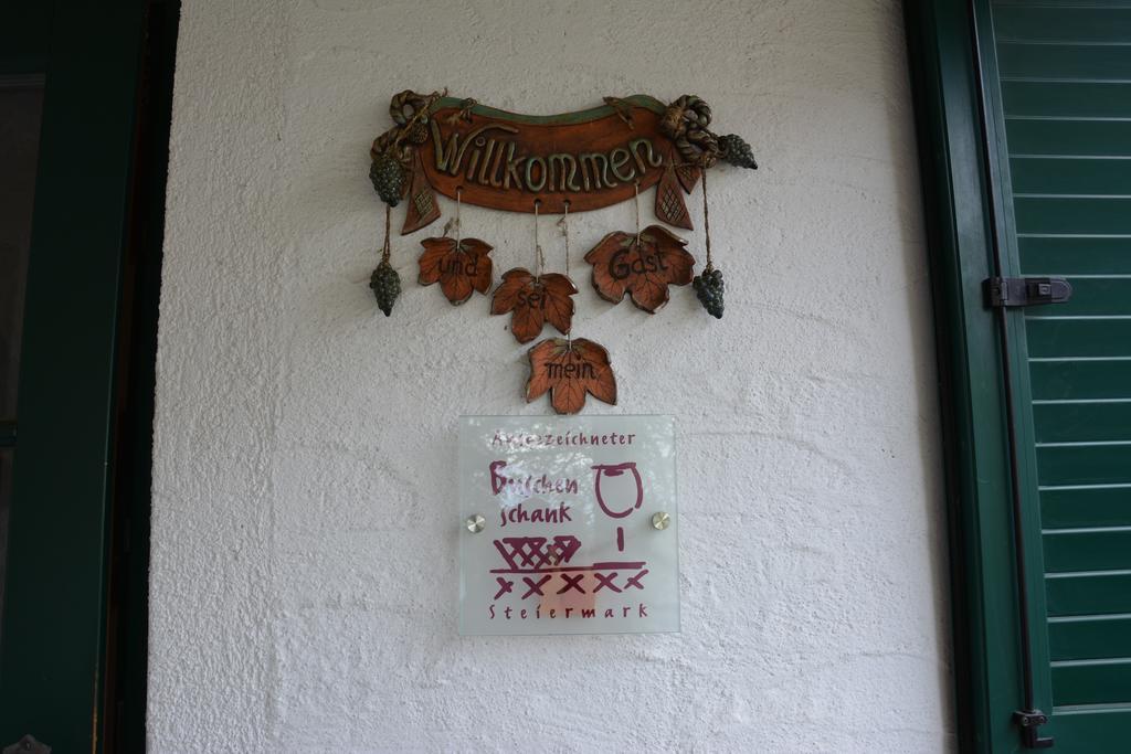 Weingut Seiner Vlg. Kraxner Βίλα Greisdorf Εξωτερικό φωτογραφία